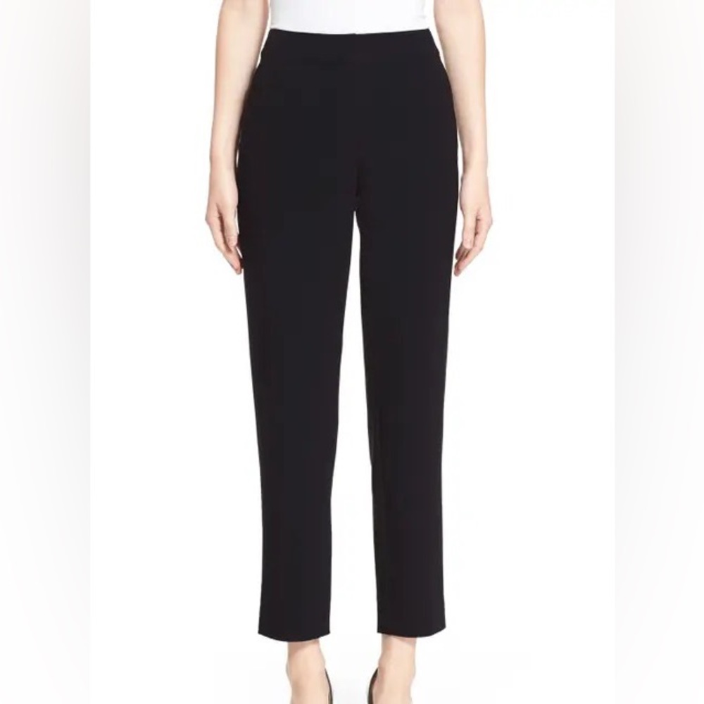 St. John black capri pants